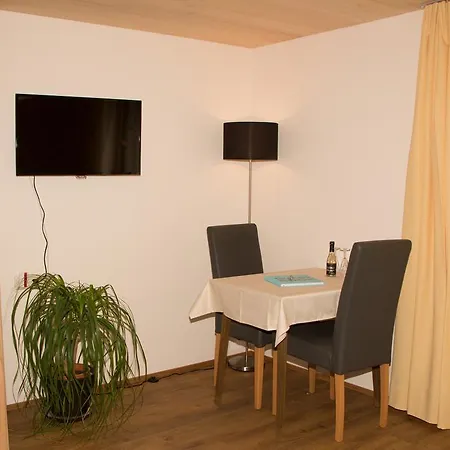 شقة هاوس فيورشتاين