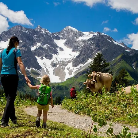 هاوس فيورشتاين شقة